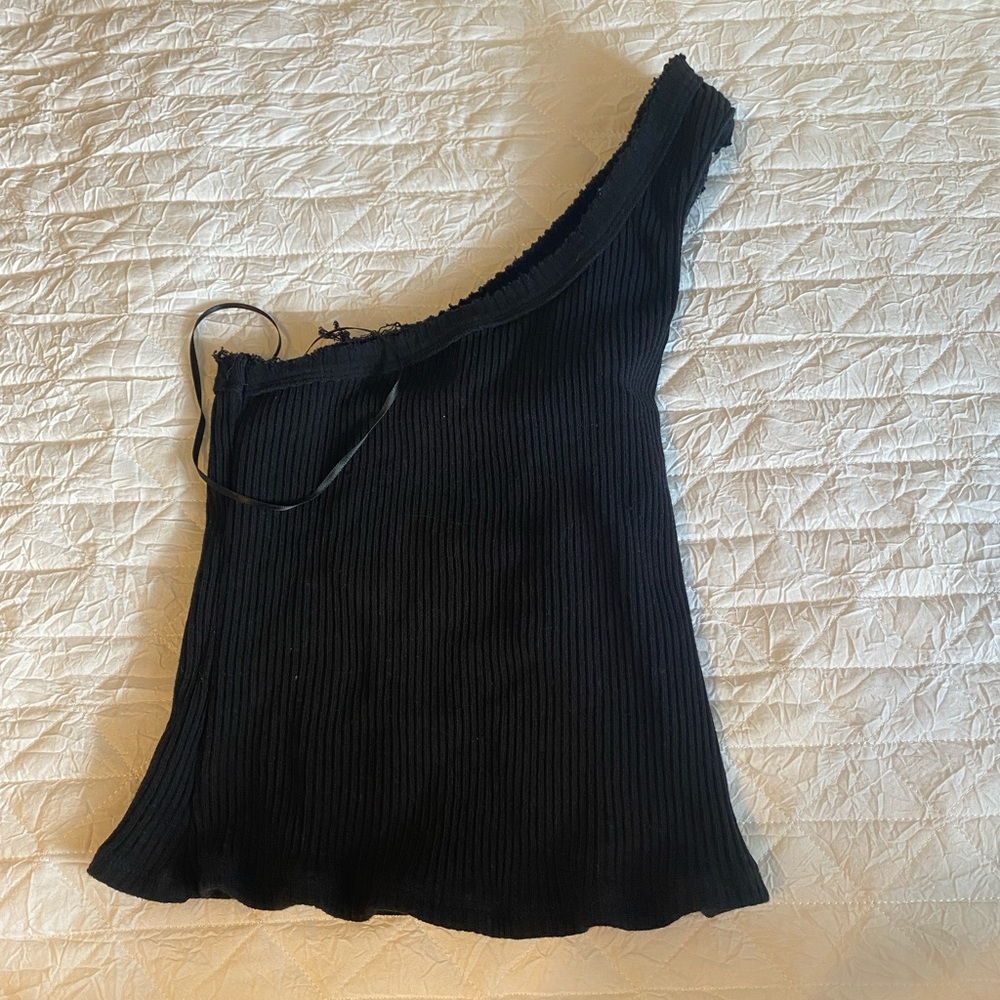 Black urban outfitters top